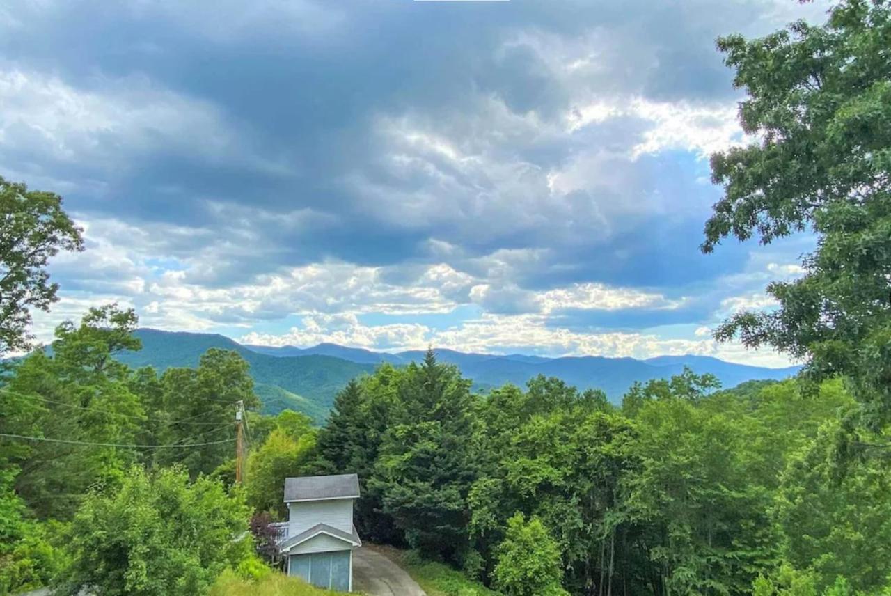Roamer'S Respite - A Prime Location With Scenic Views For Your Ultimate Retreat Sylva Kültér fotó